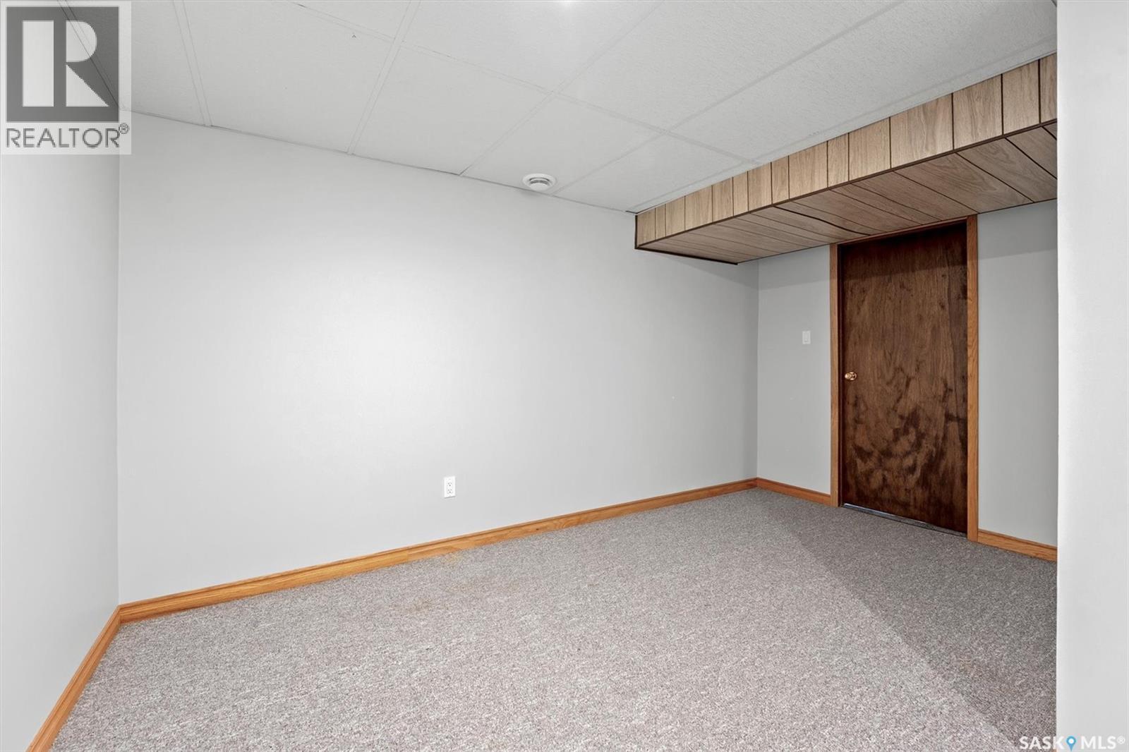 Photo 31 of 514 Mckercher Drive, Saskatoon SK