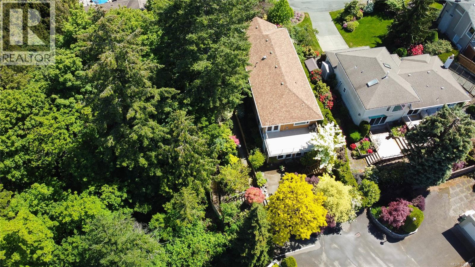 Photo 34 of 6912 Bayside Pl, Central Saanich BC