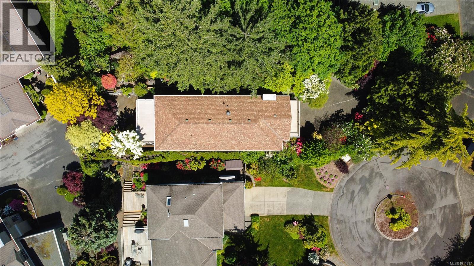 Photo 33 of 6912 Bayside Pl, Central Saanich BC