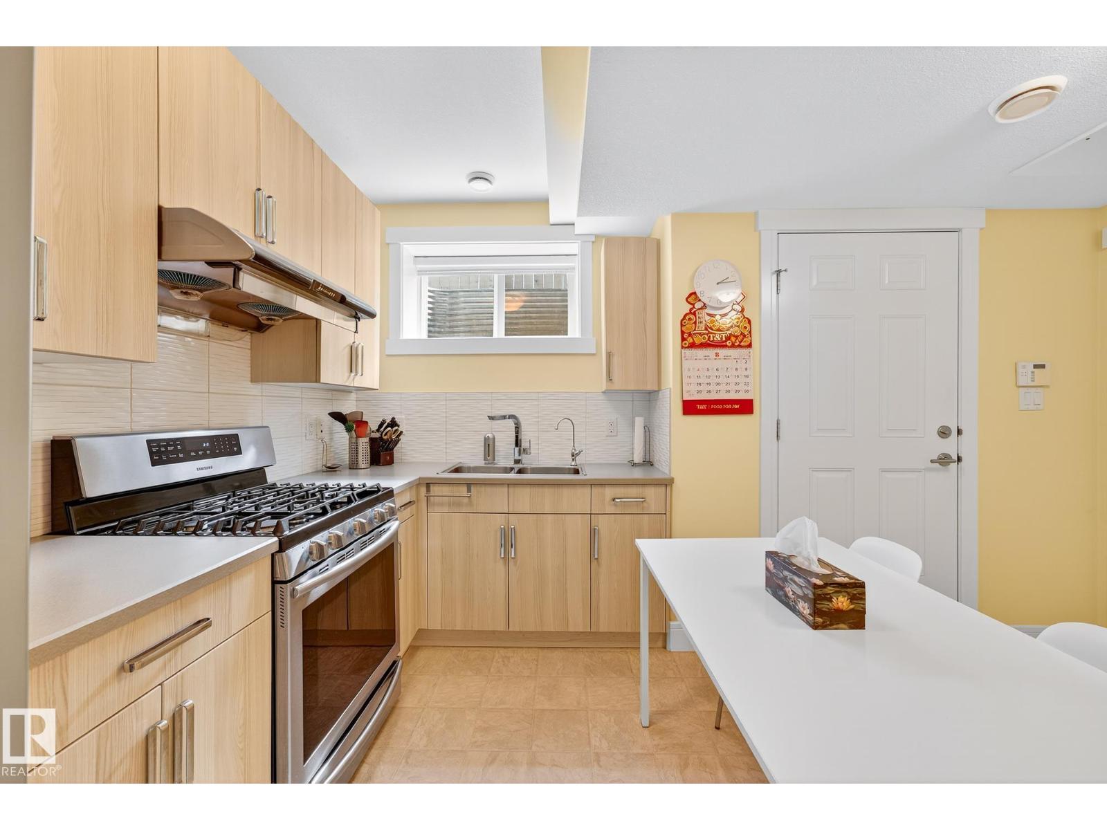 Photo 54 of 5203 Admiral Walter Hose St Nw, Edmonton AB
