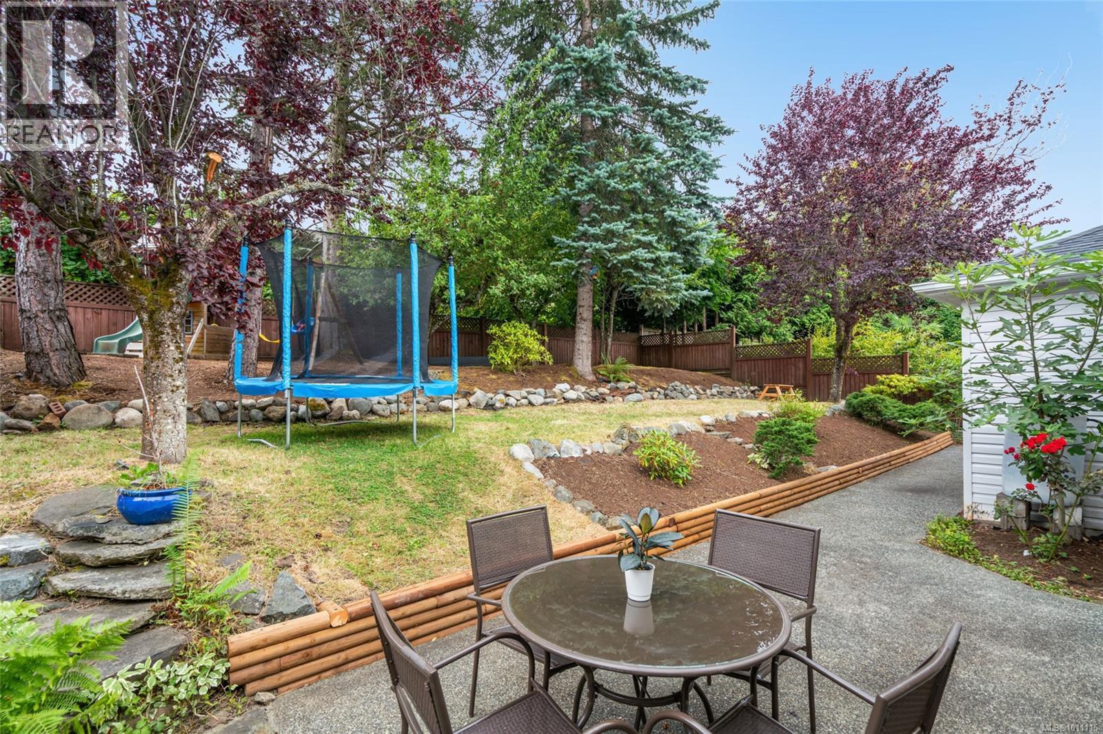 Photo 33 of 2173 Woodthrush Pl, Nanaimo BC