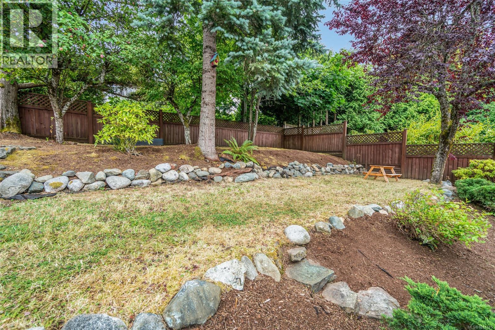 Photo 36 of 2173 Woodthrush Pl, Nanaimo BC