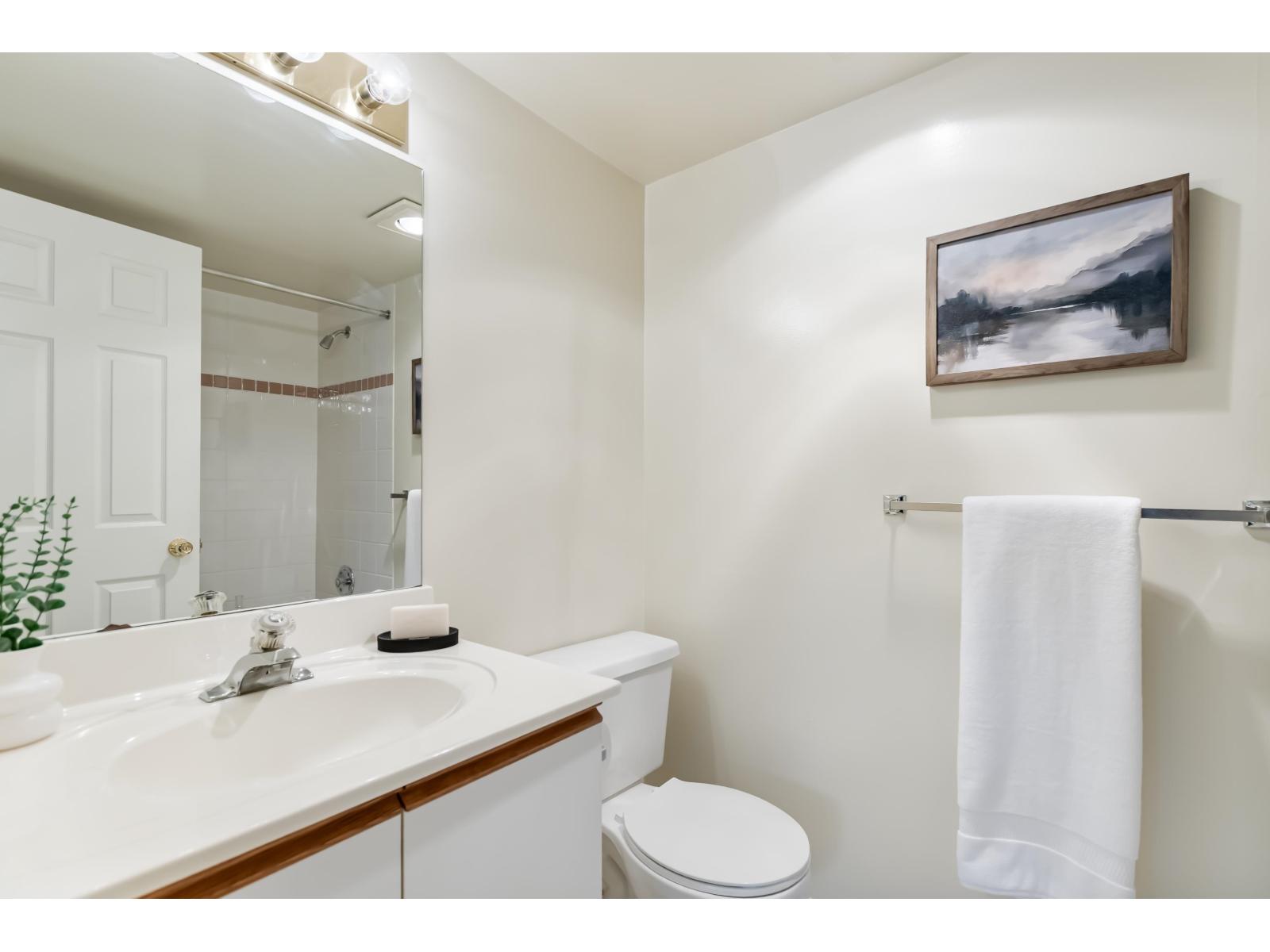 Photo 20 of 307 1273 Merklin Street, White Rock BC