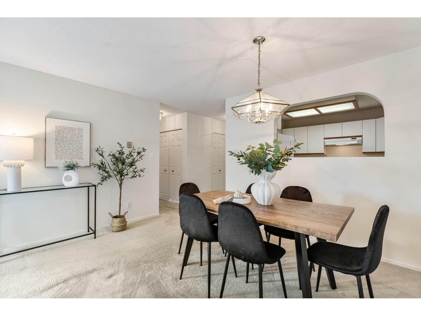 Photo 3 of 307 1273 Merklin Street, White Rock BC