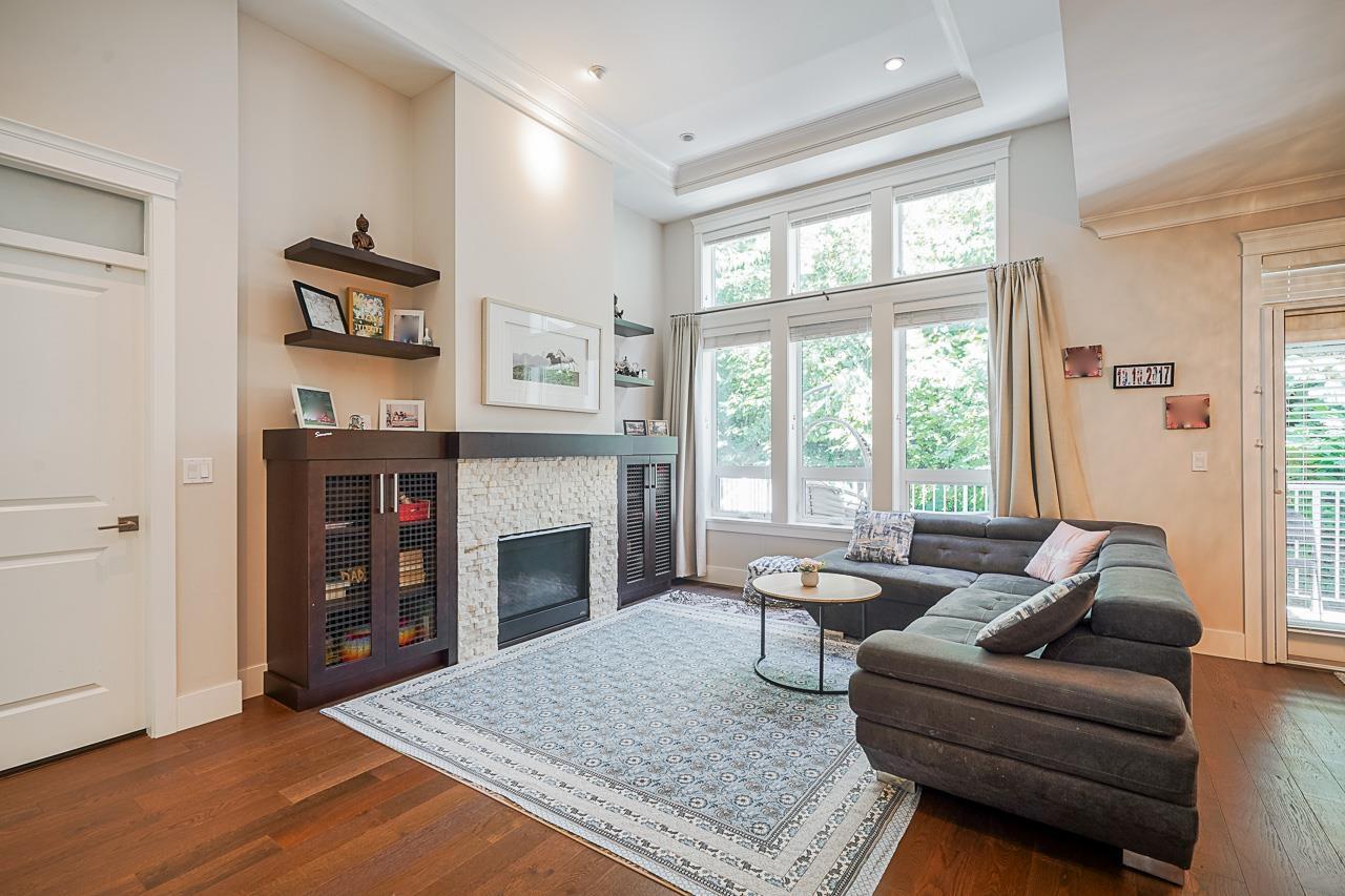 Photo 13 of 10 15989 Mountain View Drive, Surrey BC