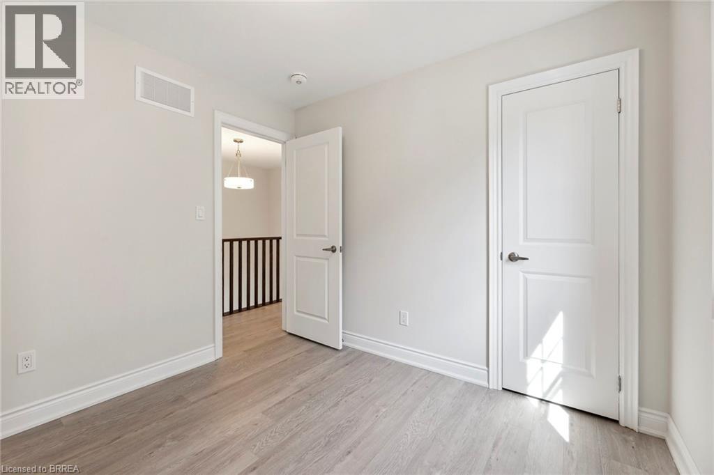 Photo 10 of 1083 Rippingale Trail, Peterborough ON