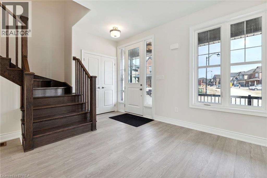 Photo 8 of 1083 Rippingale Trail, Peterborough ON