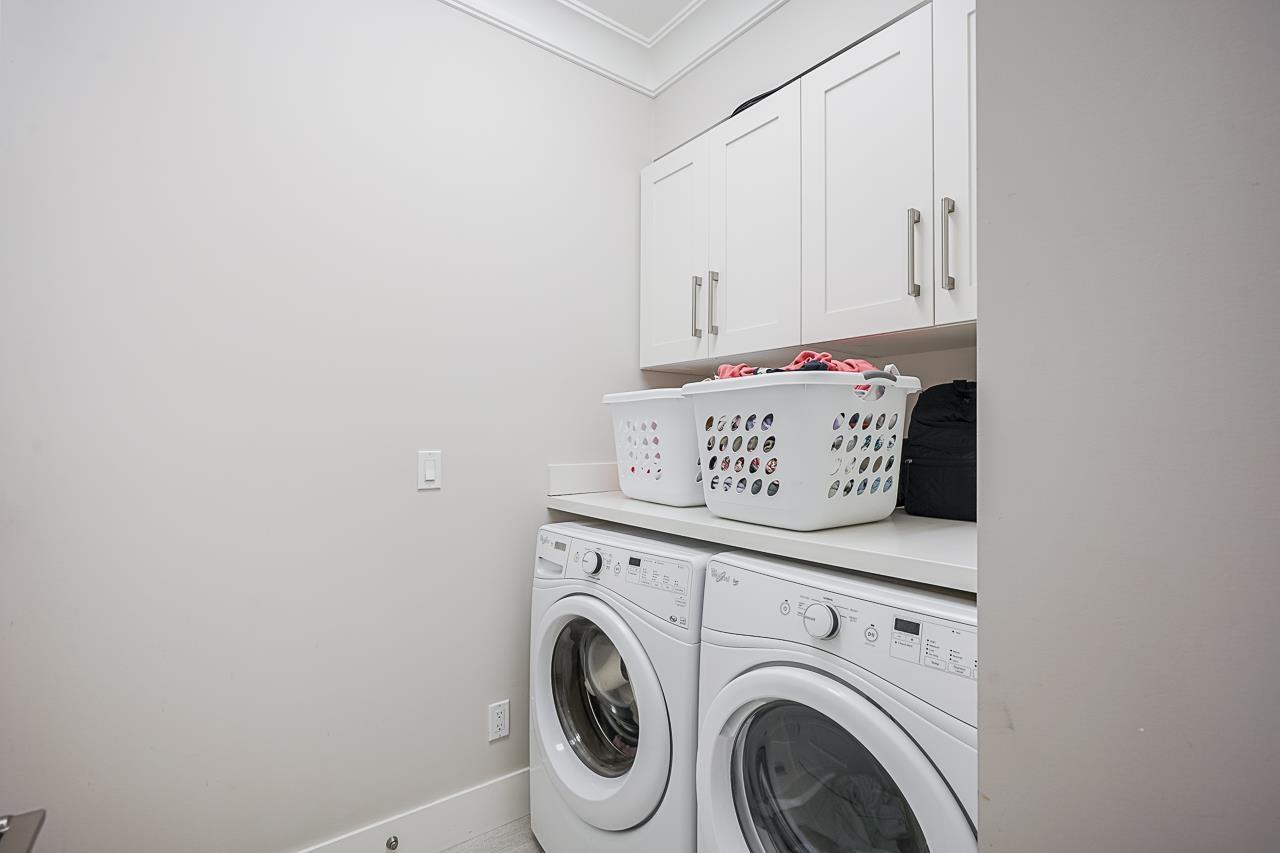 Photo 21 of 10 15989 Mountain View Drive, Surrey BC
