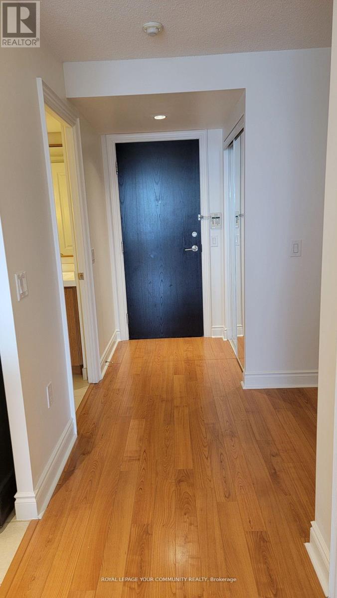 Photo 2 of 2320 500 Doris Avenue, Toronto ON