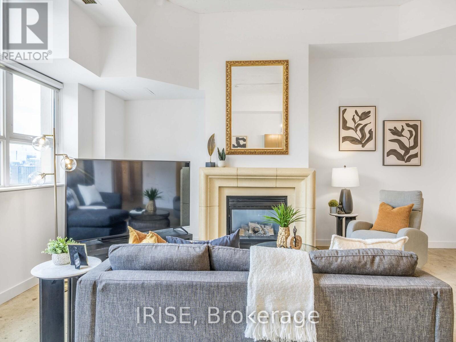 Photo 25 of 939 155 Dalhousie Street, Toronto ON