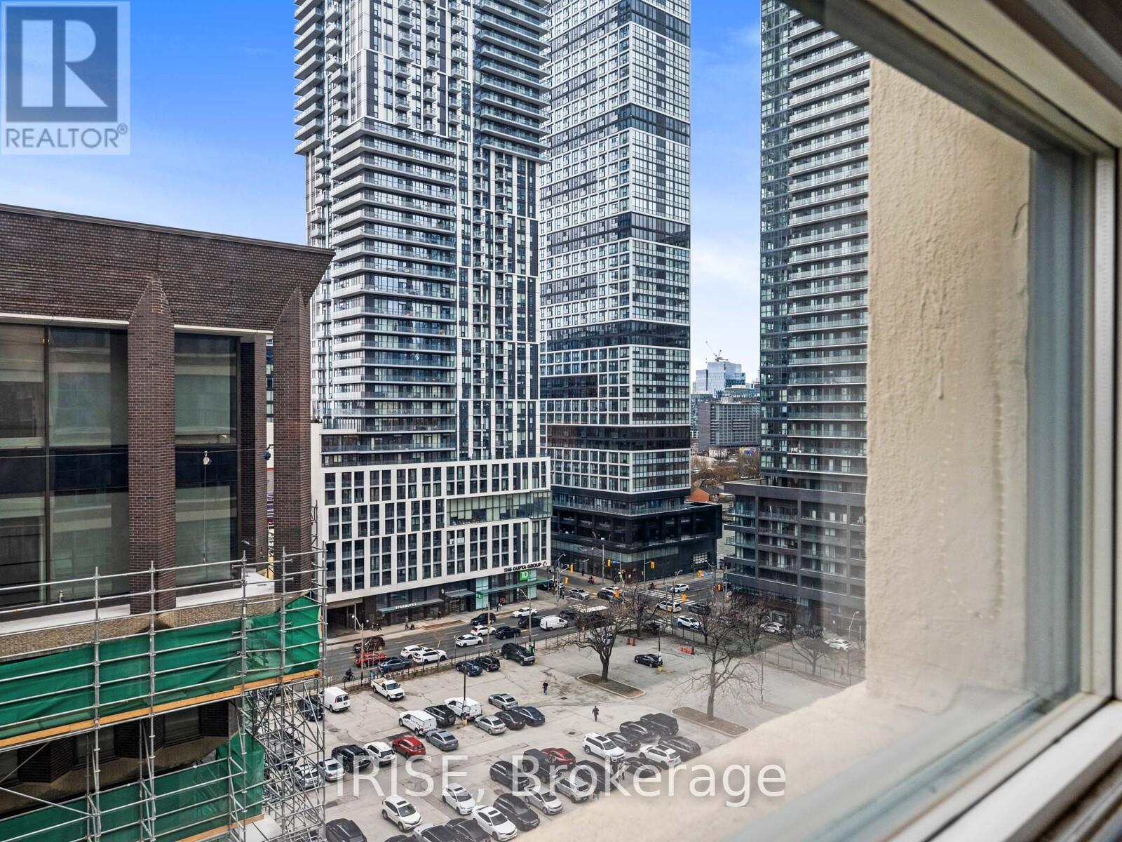 Photo 8 of 939 155 Dalhousie Street, Toronto ON