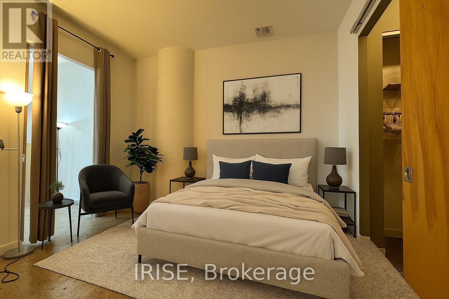Photo 4 of 939 155 Dalhousie Street, Toronto ON