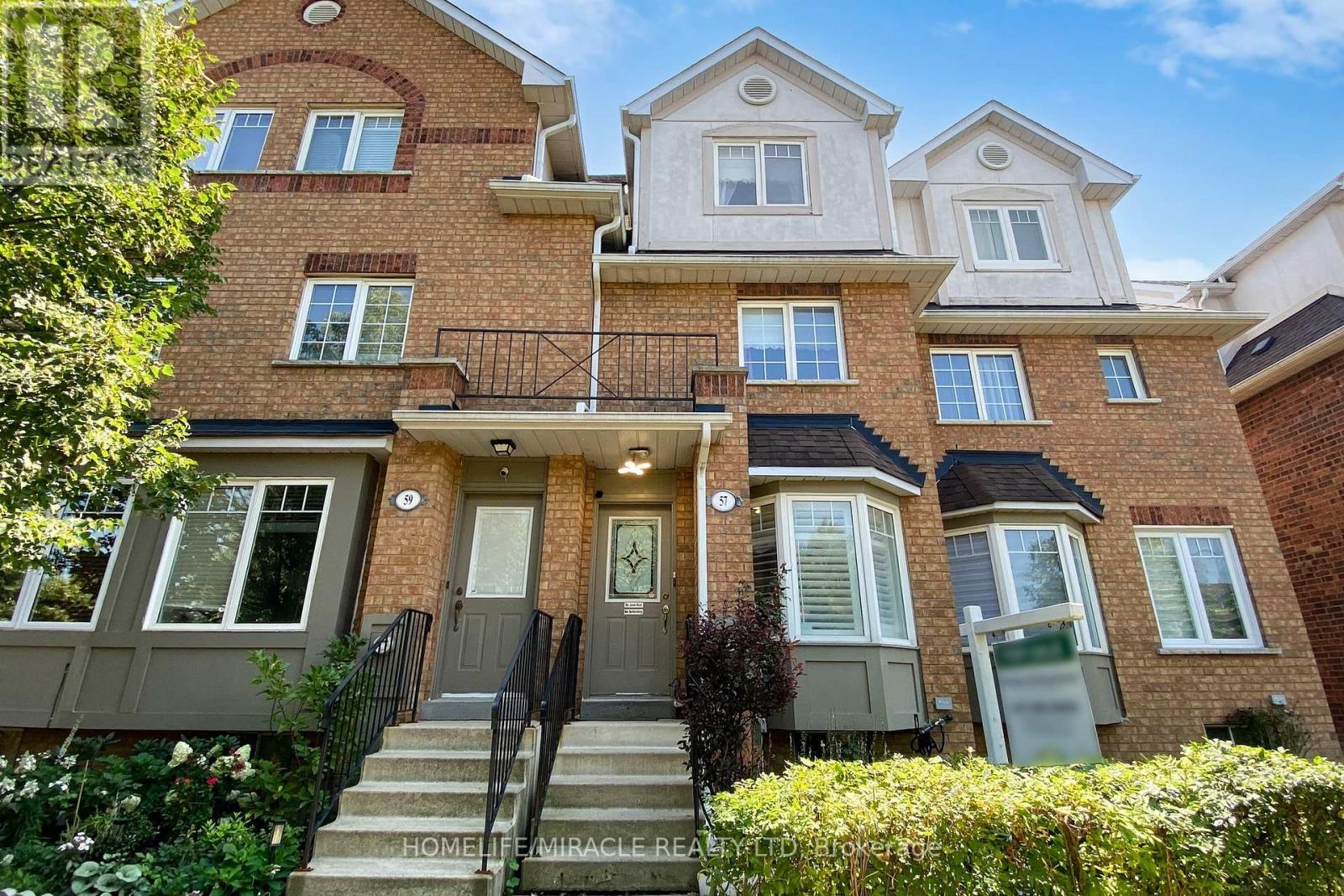 Photo 2 of 8 57 Hedge End Road, Toronto ON