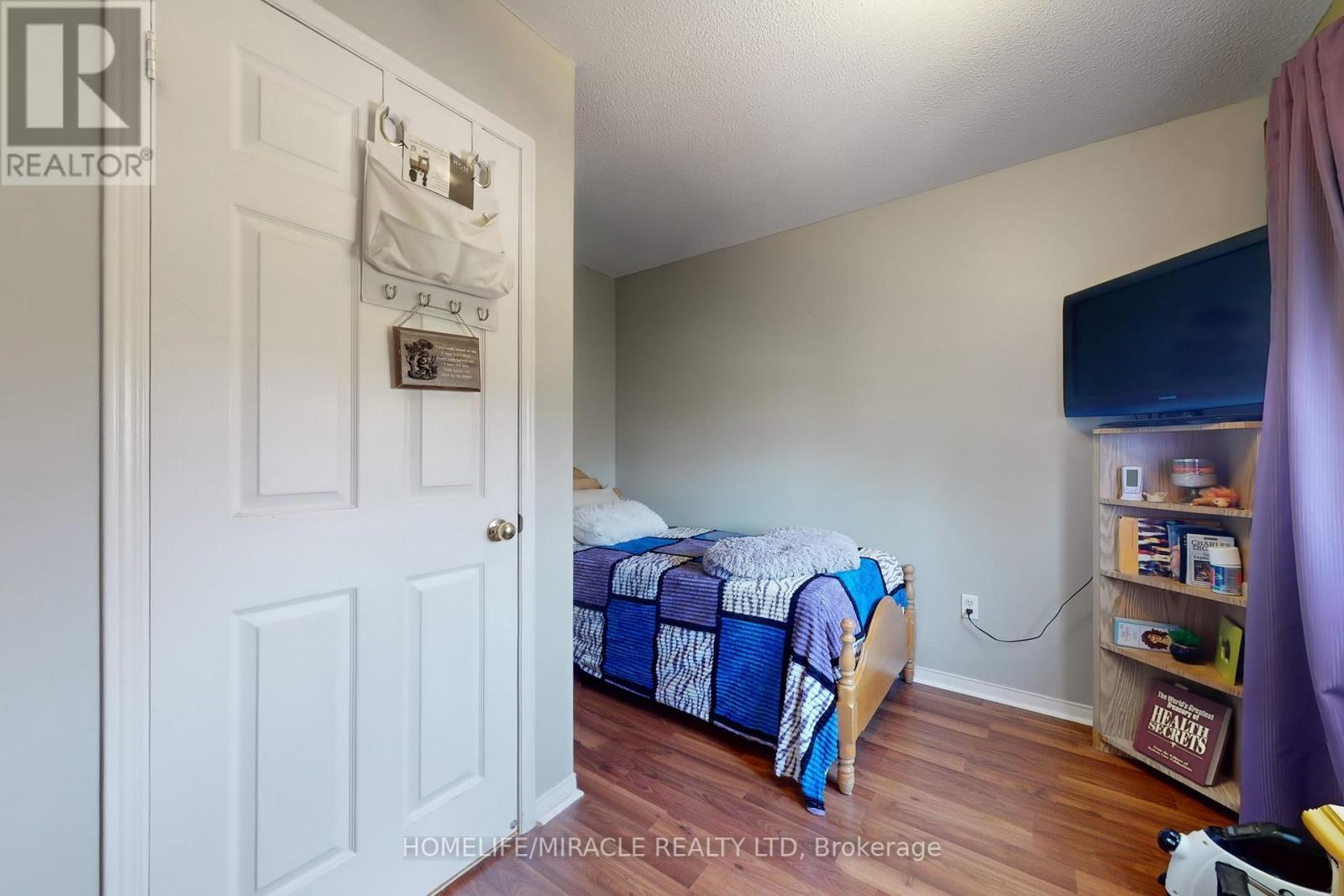 Photo 23 of 8 57 Hedge End Road, Toronto ON