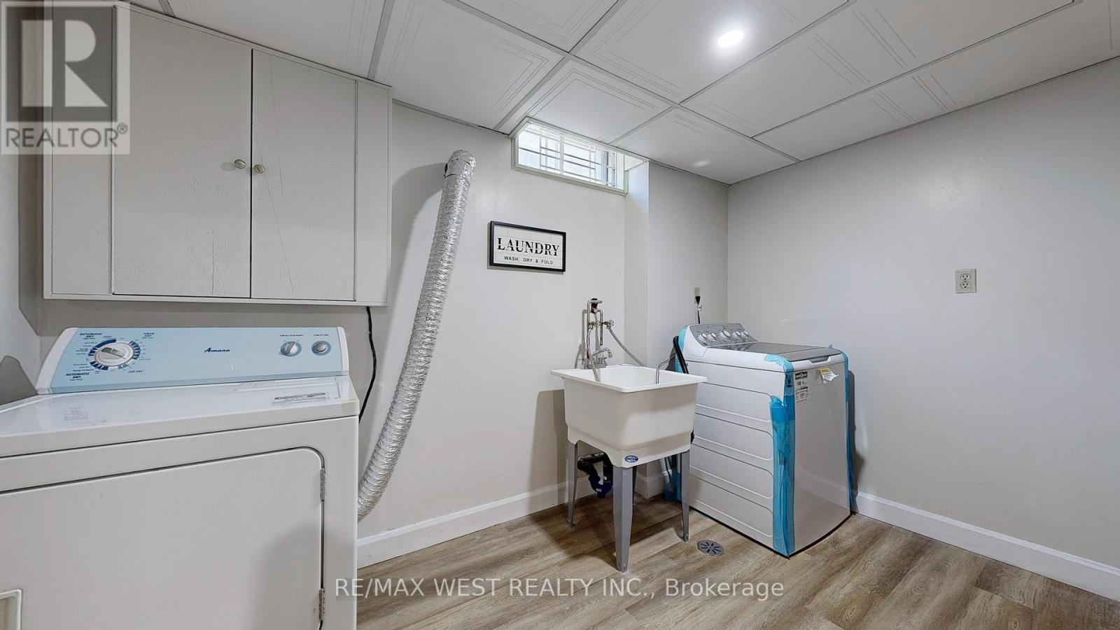 Photo 43 of 325 Killarney Court, Oshawa ON