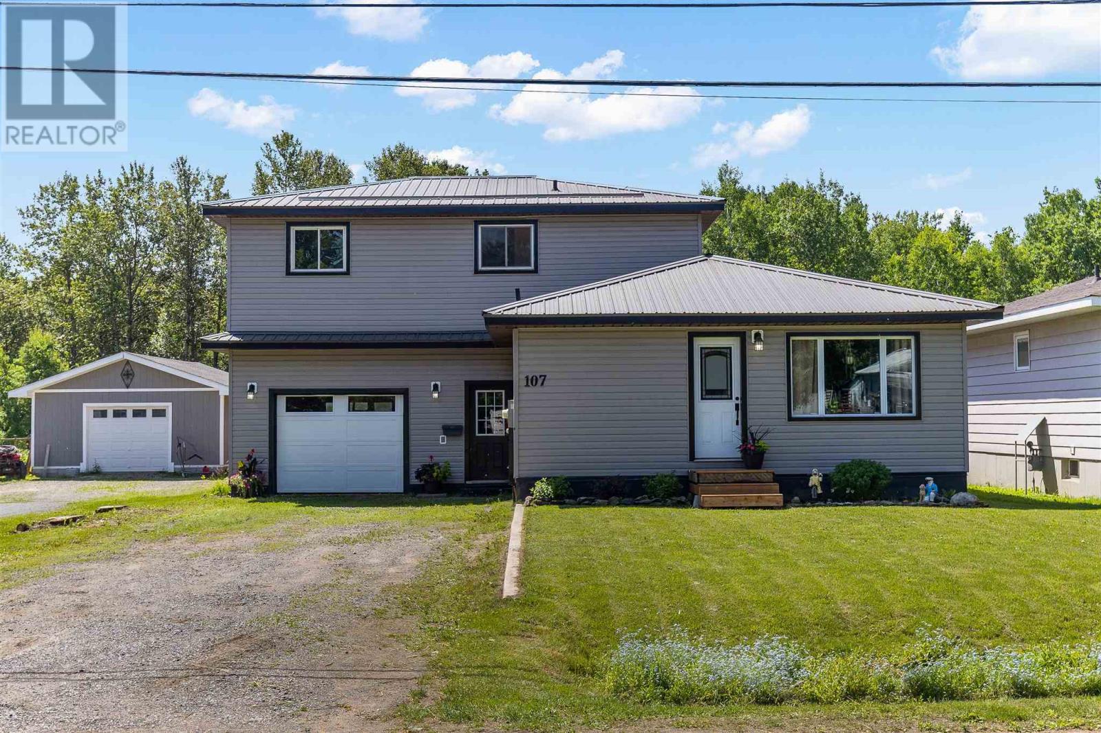 Photo 3 of 107 Ransome Dr, Sault Ste Marie ON
