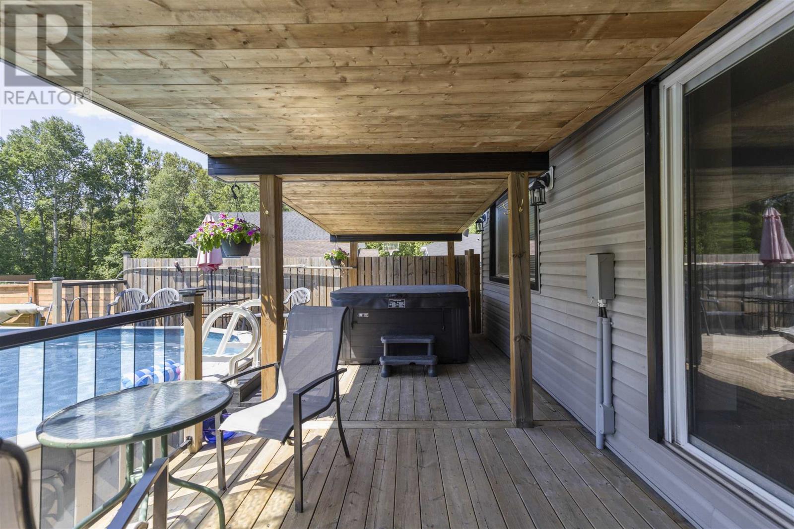 Photo 6 of 107 Ransome Dr, Sault Ste Marie ON