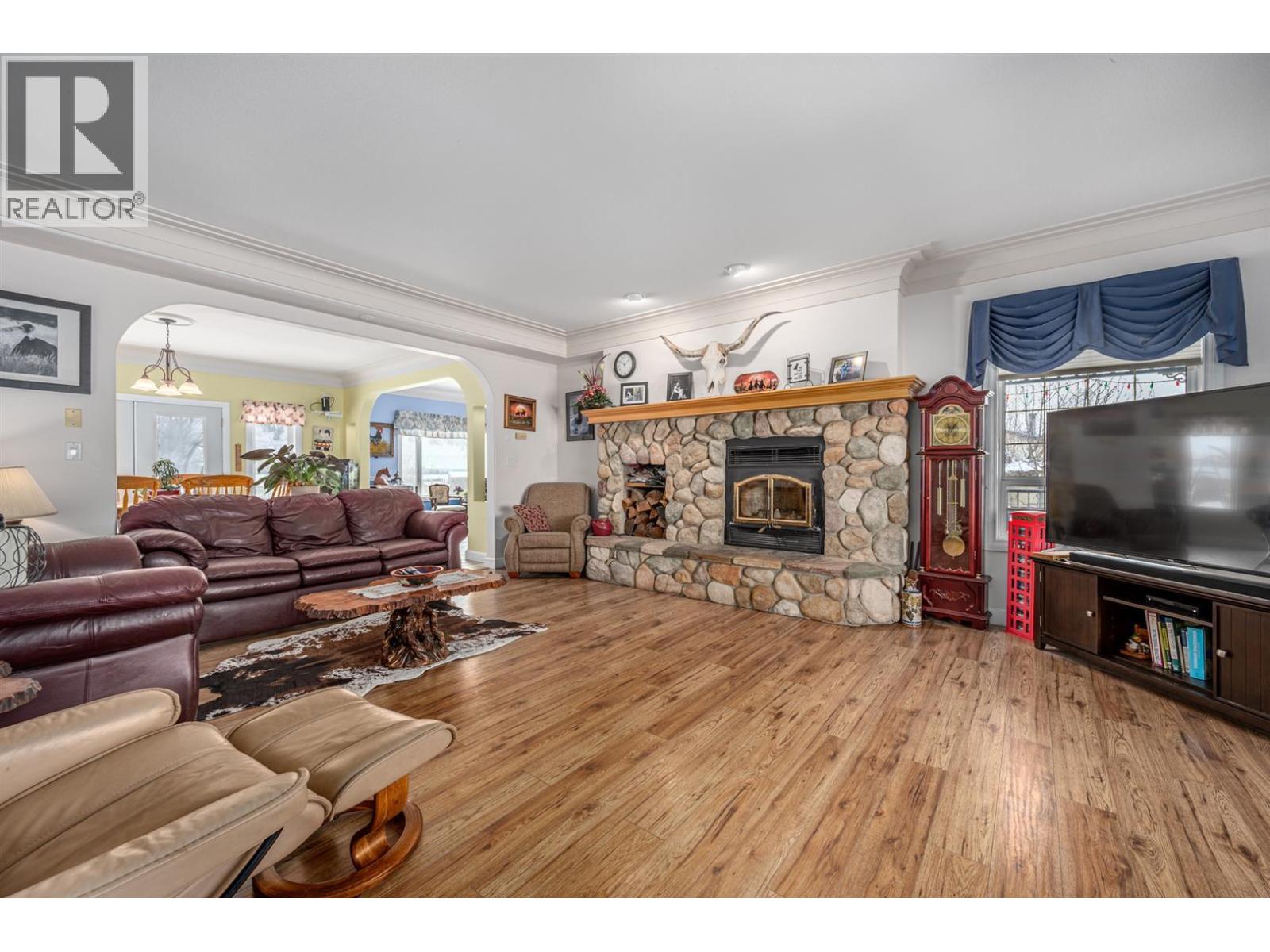 Photo 21 of 5976 Vla Road, Chase BC