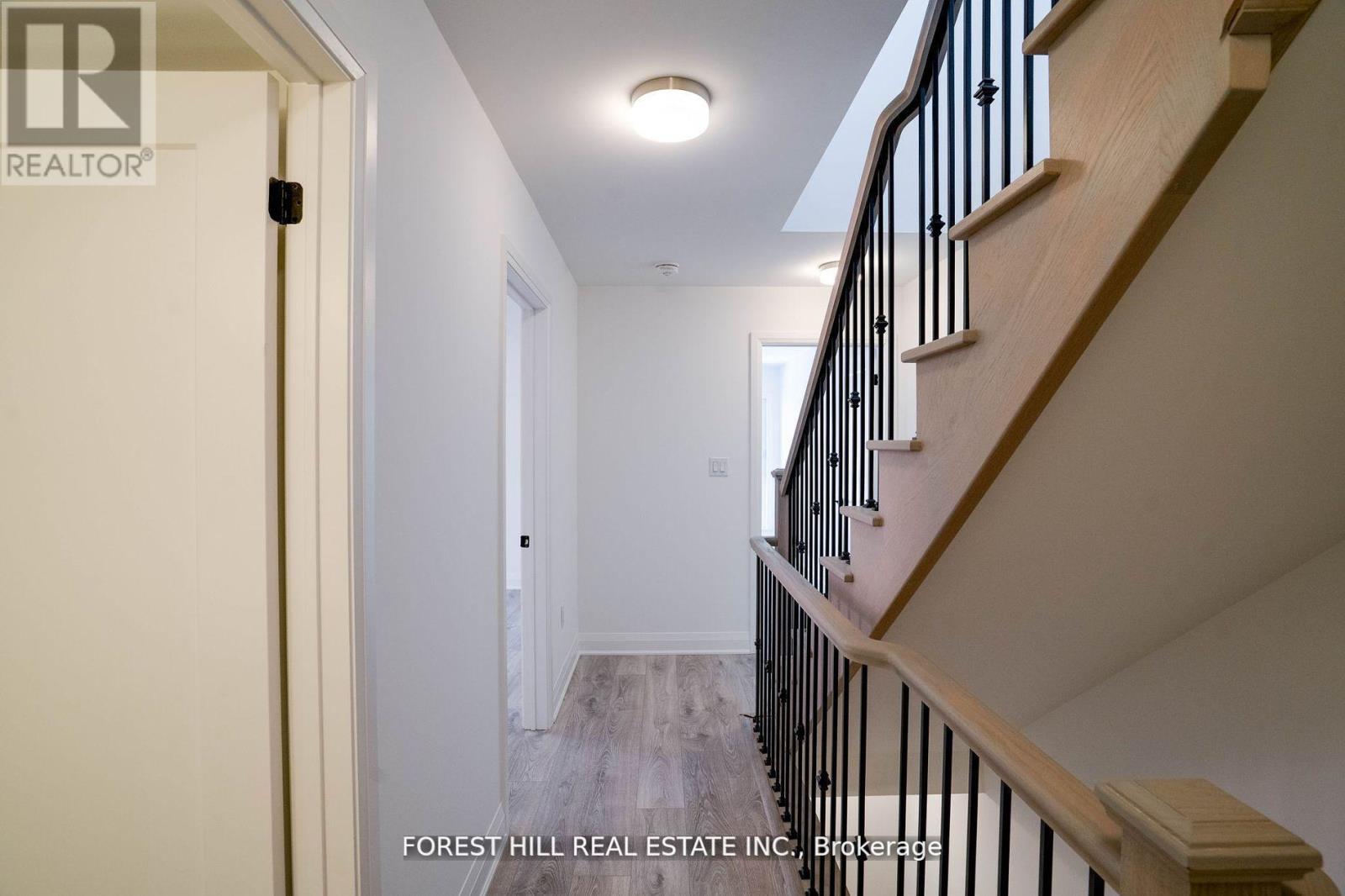 Photo 18 of 16 Chesley Street, Vaughan ON