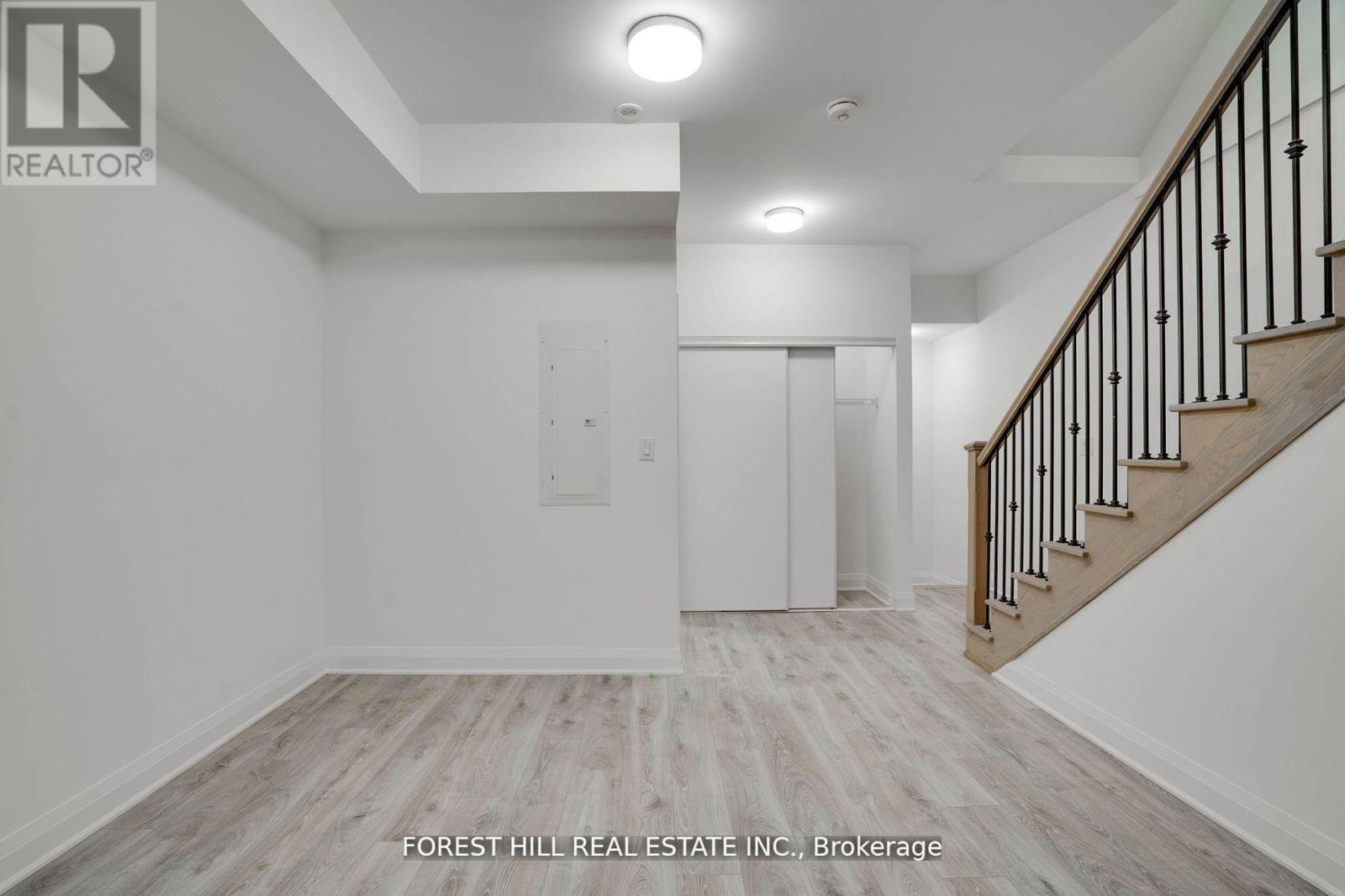 Photo 26 of 16 Chesley Street, Vaughan ON
