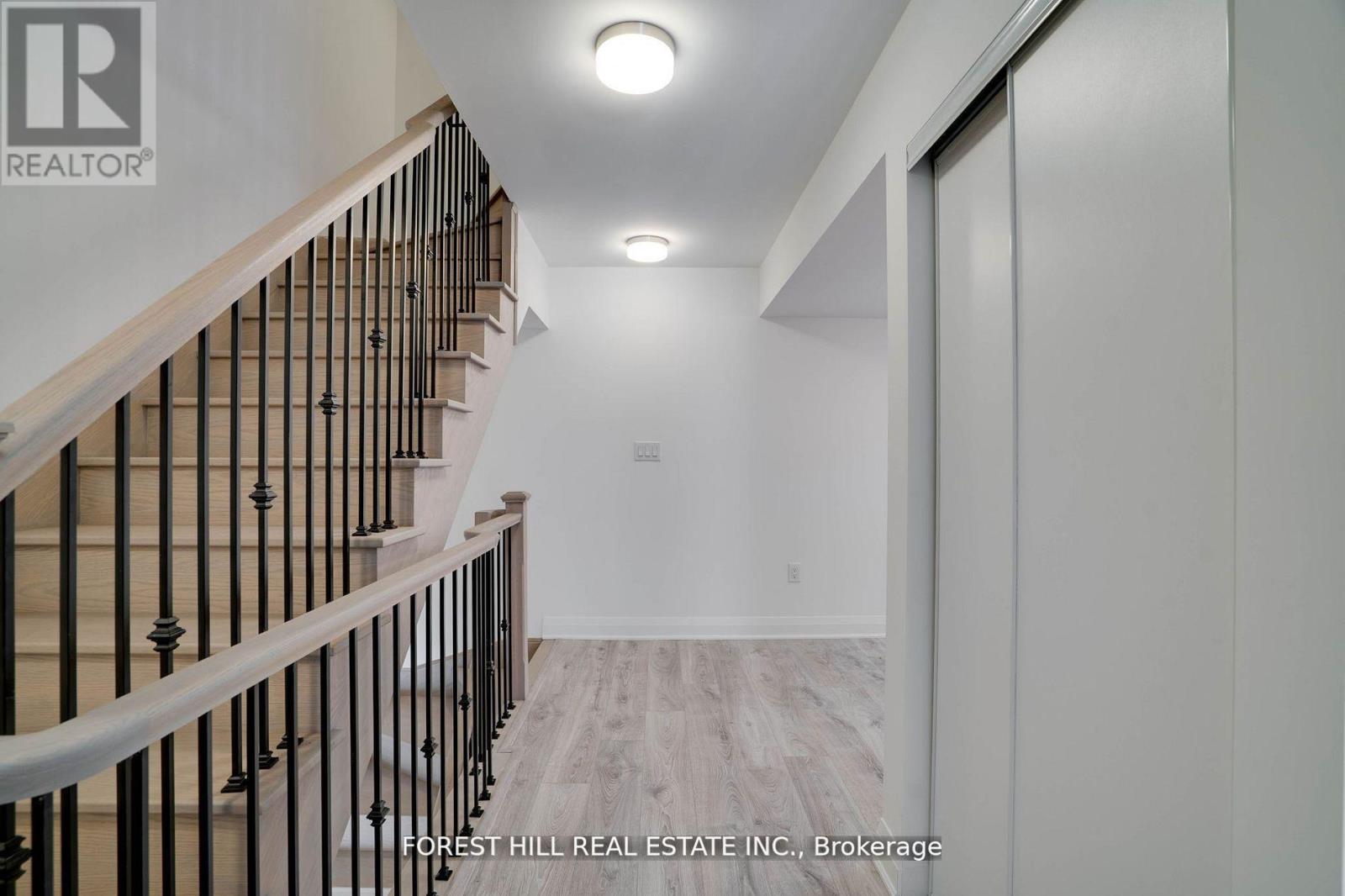 Photo 9 of 16 Chesley Street, Vaughan ON