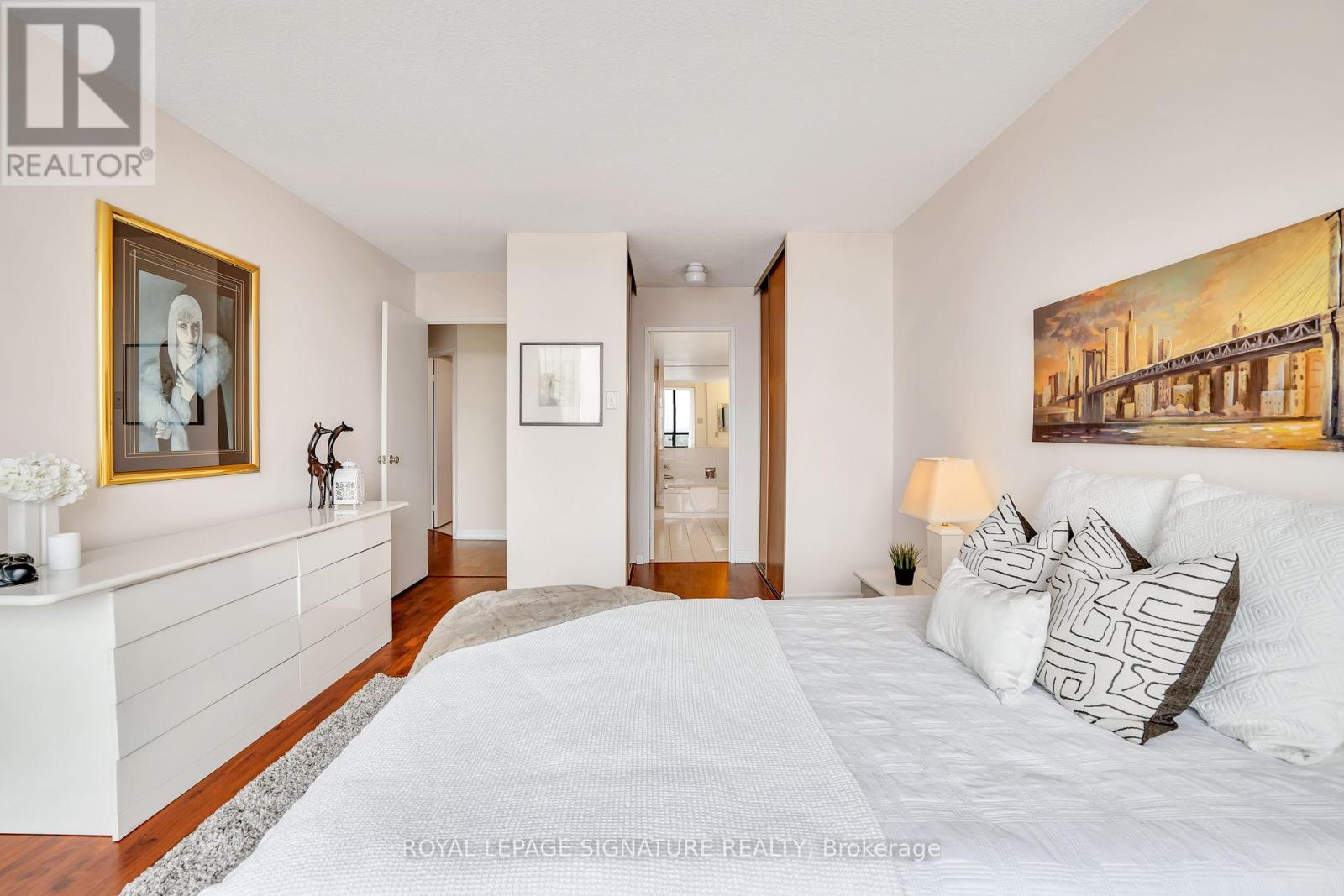 Photo 23 of 903 7440 Bathurst Street, Vaughan ON