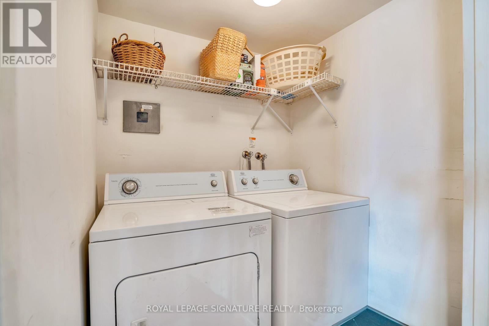 Photo 35 of 903 7440 Bathurst Street, Vaughan ON