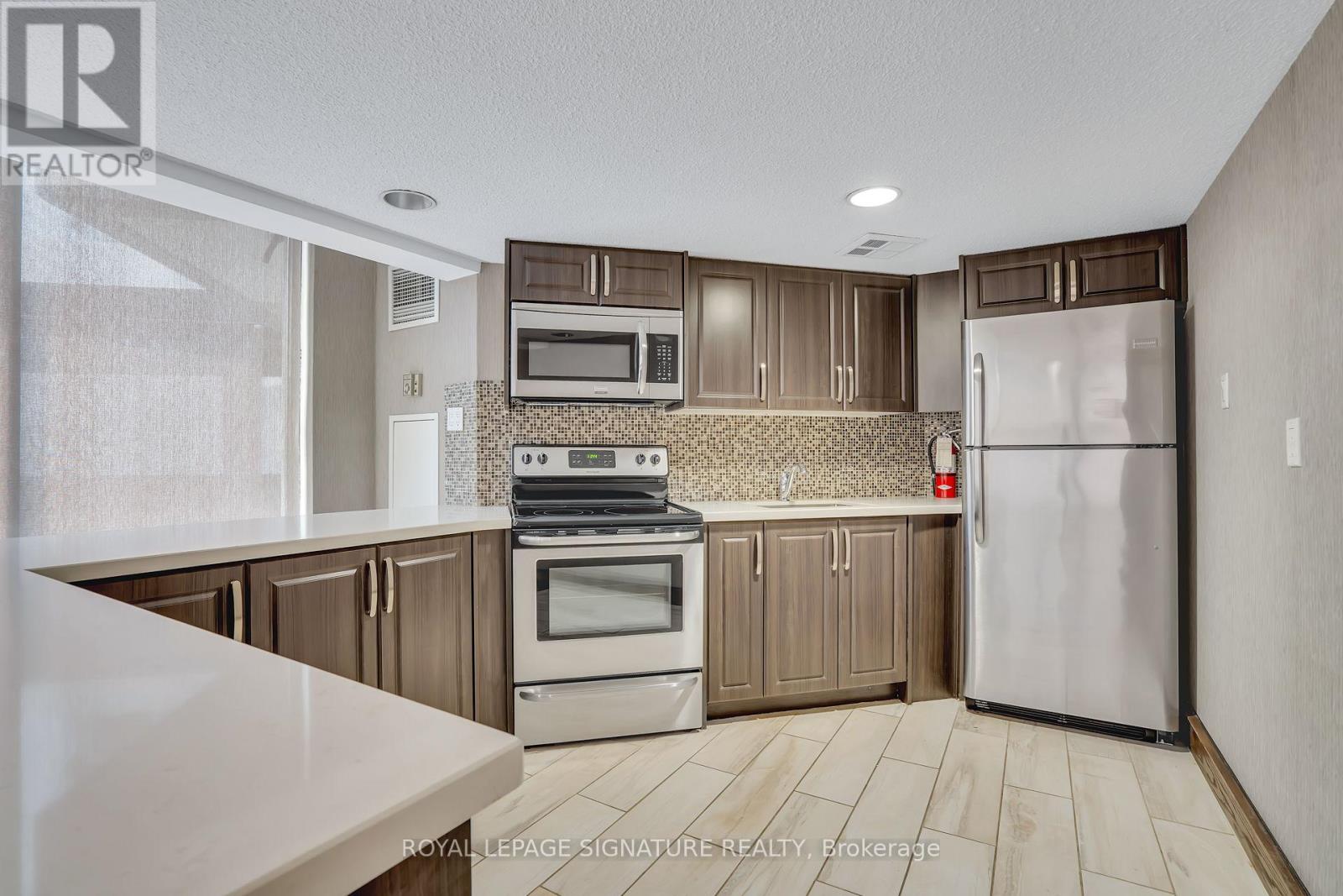 Photo 47 of 903 7440 Bathurst Street, Vaughan ON