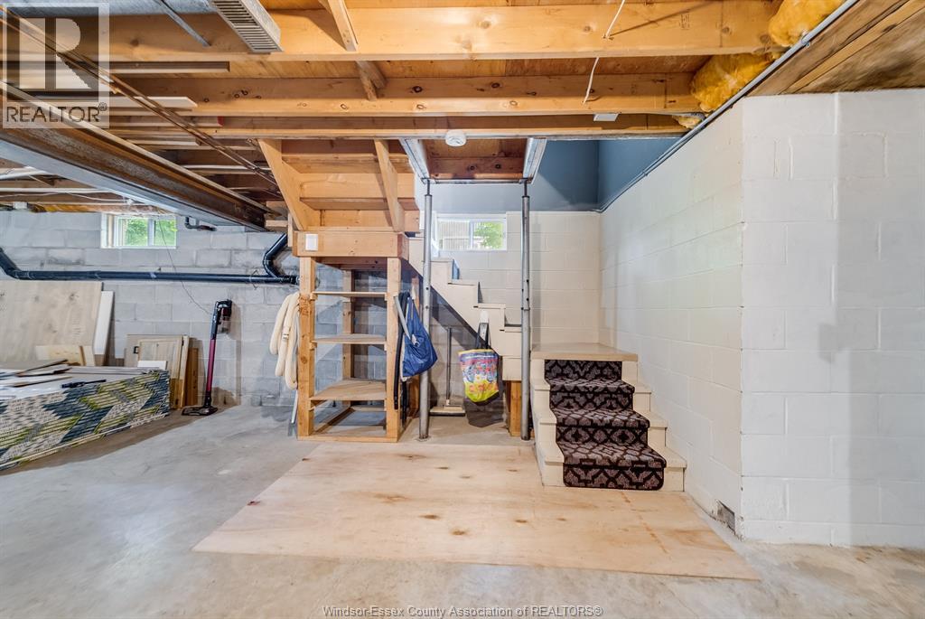 Photo 31 of 123 Dahinda Drive, Harrow ON