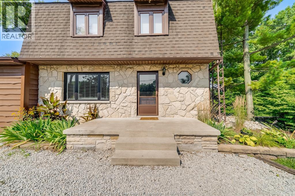 Photo 6 of 123 Dahinda Drive, Harrow ON