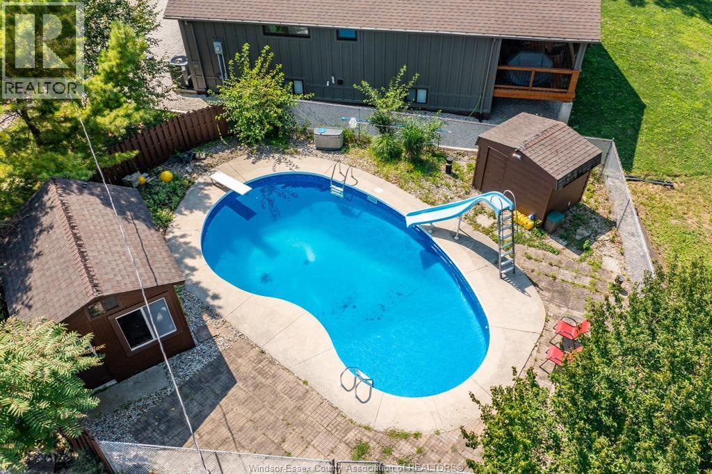 Photo 43 of 123 Dahinda Drive, Harrow ON