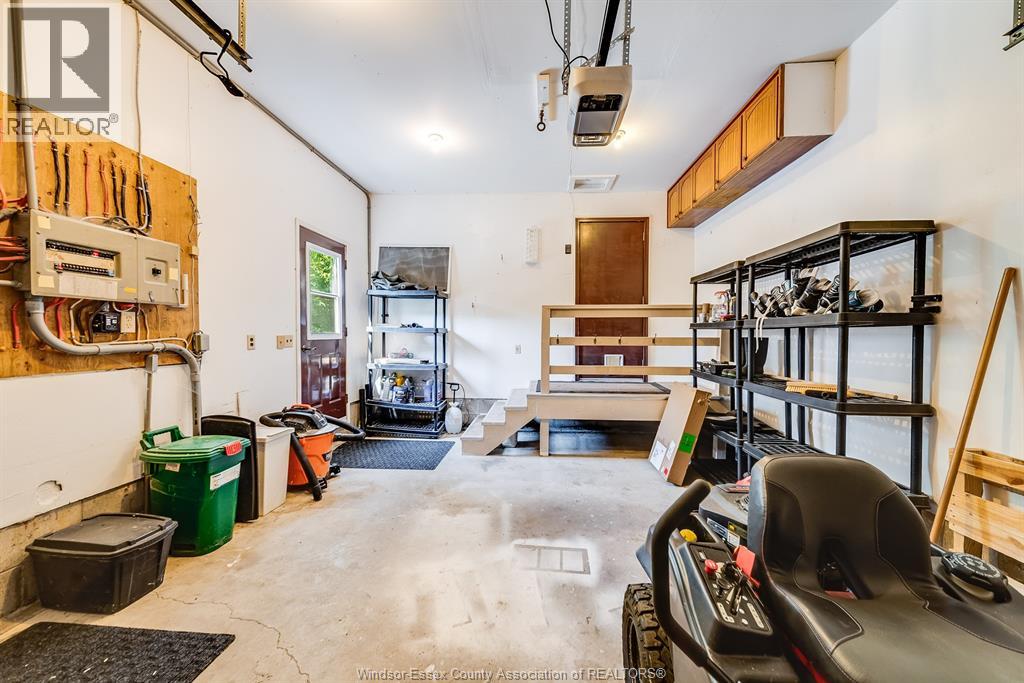 Photo 37 of 123 Dahinda Drive, Harrow ON