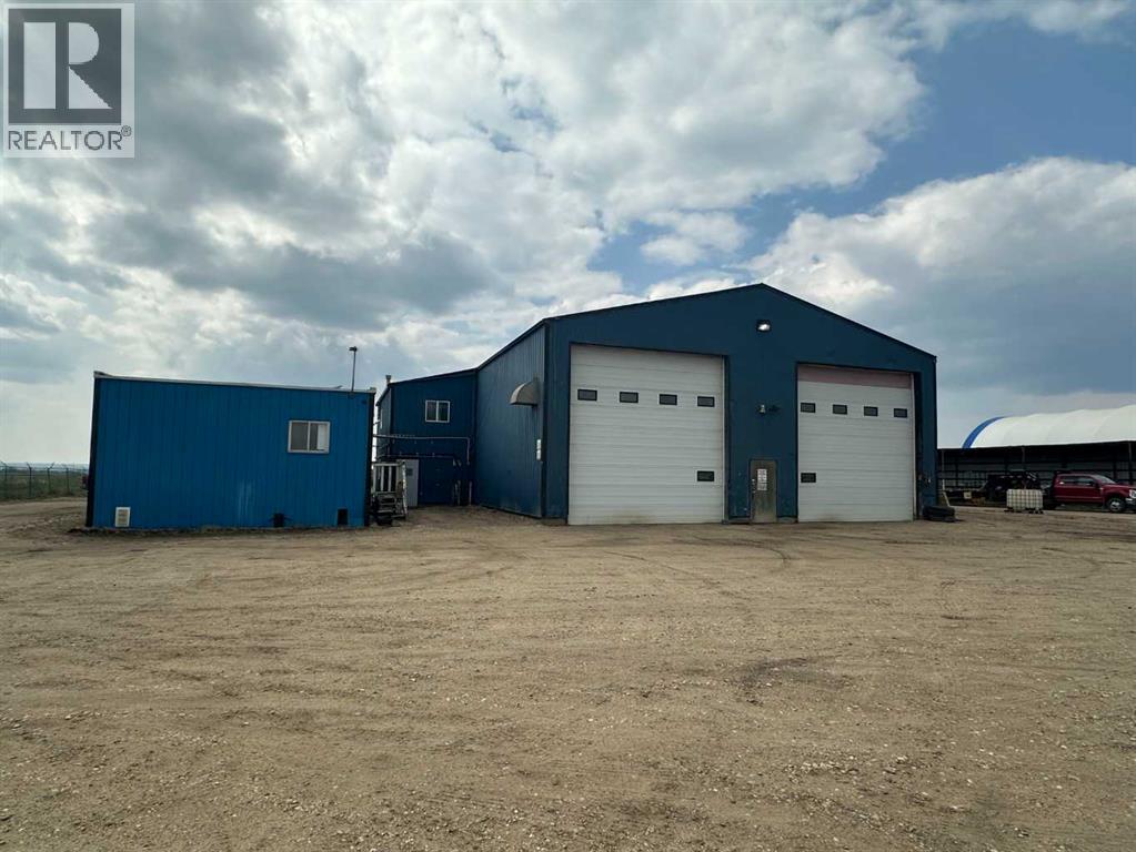 Photo 5 of 10350 144 Avenue, Clairmont AB