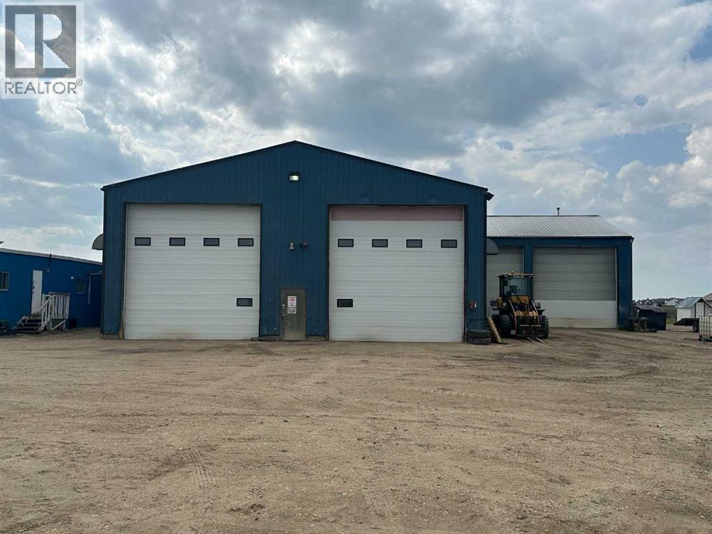 Photo 25 of 10350 144 Avenue, Clairmont AB