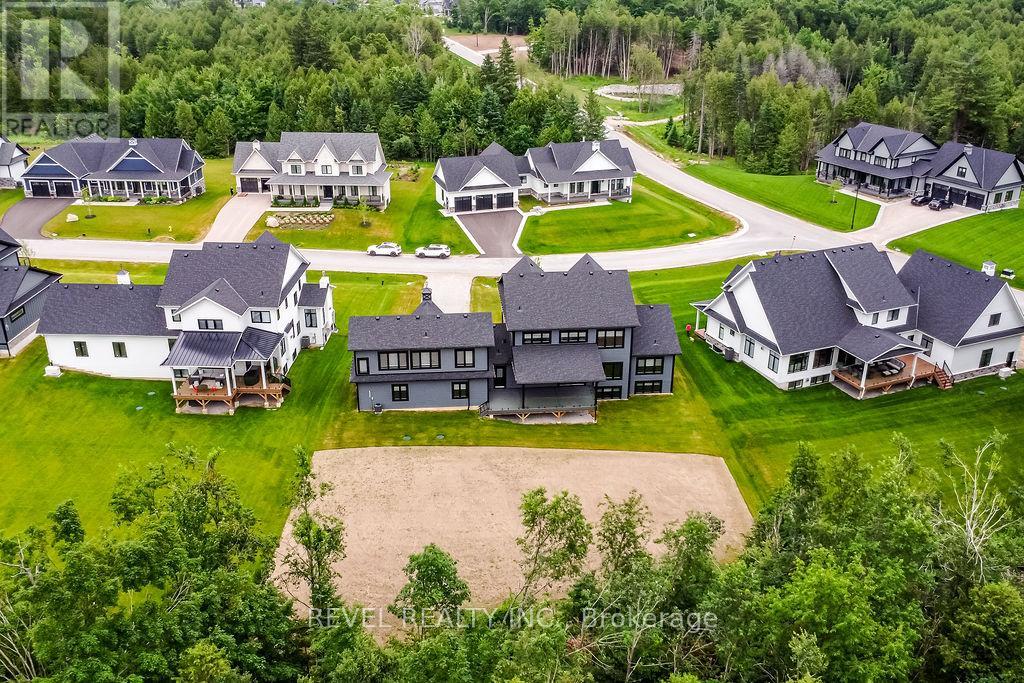 Photo 44 of 4 Clydesdale Court, Oromedonte ON