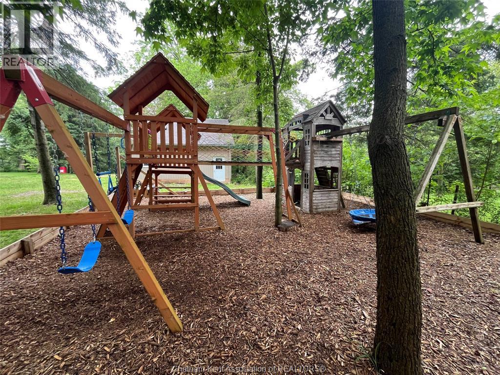 Photo 6 of 22788 Creek Road, Chatham ON