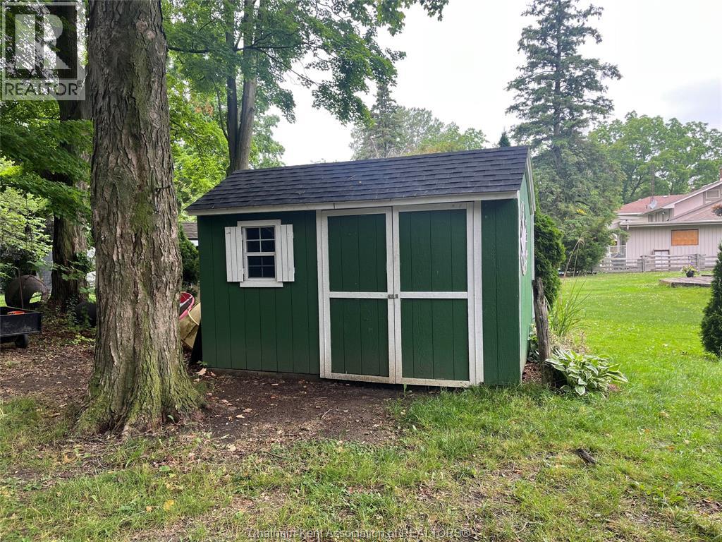 Photo 8 of 22788 Creek Road, Chatham ON