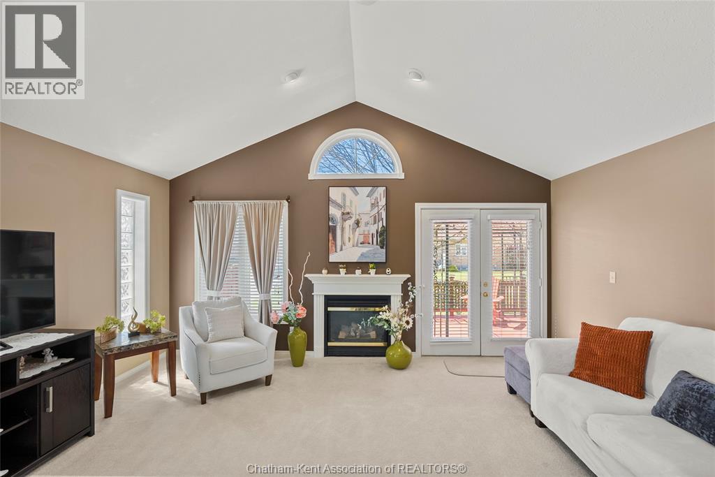 Photo 25 of 154 Semenyn Avenue Unit 24, Chatham ON