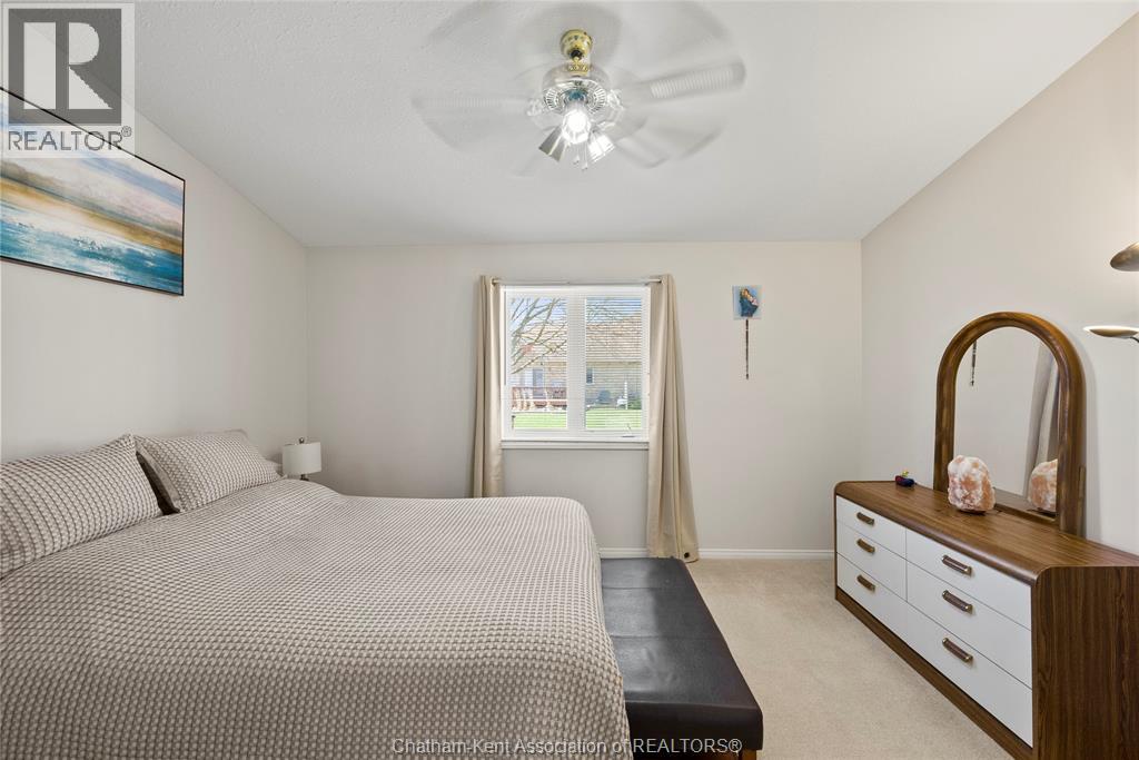 Photo 12 of 154 Semenyn Avenue Unit 24, Chatham ON