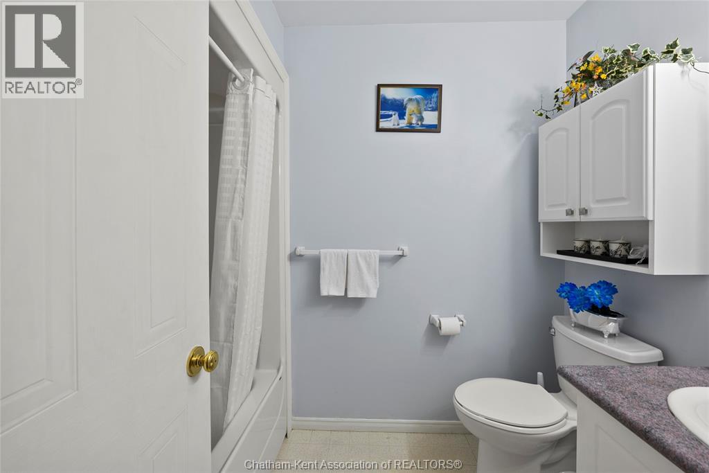 Photo 18 of 154 Semenyn Avenue Unit 24, Chatham ON