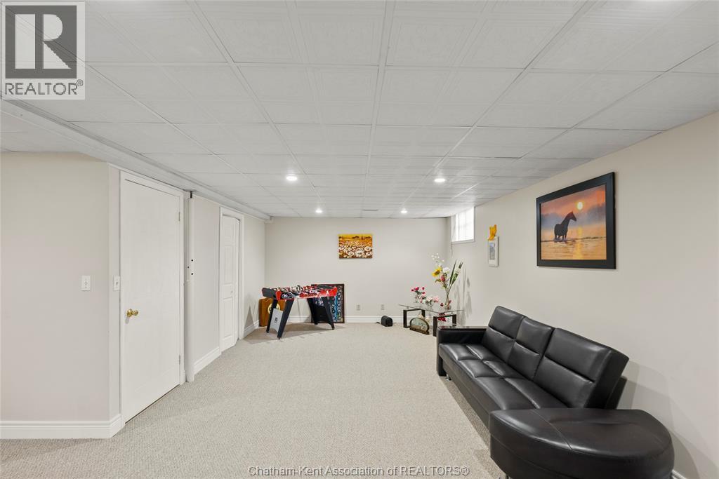 Photo 31 of 154 Semenyn Avenue Unit 24, Chatham ON