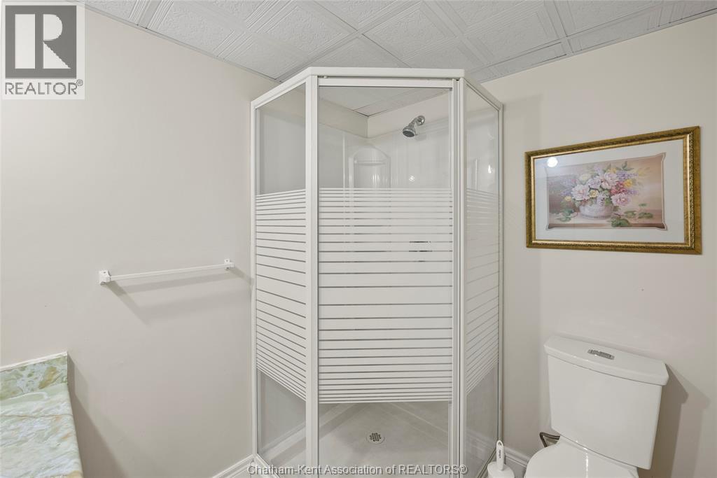 Photo 45 of 154 Semenyn Avenue Unit 24, Chatham ON