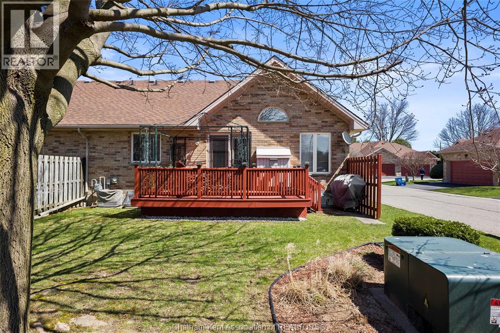 Photo 44 of 154 Semenyn Avenue Unit 24, Chatham ON