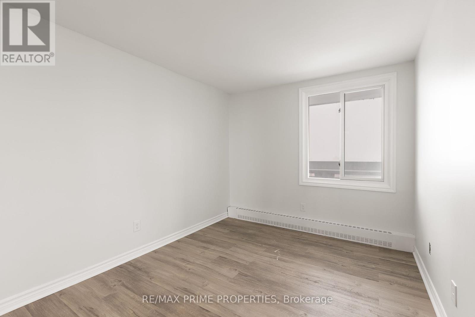 Photo 18 of 1603 1081 Ambleside Drive, Ottawa ON