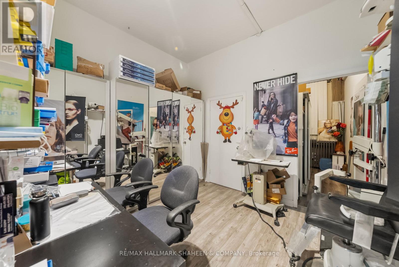 Photo 15 of 1126 Eglinton Avenue W, Toronto ON