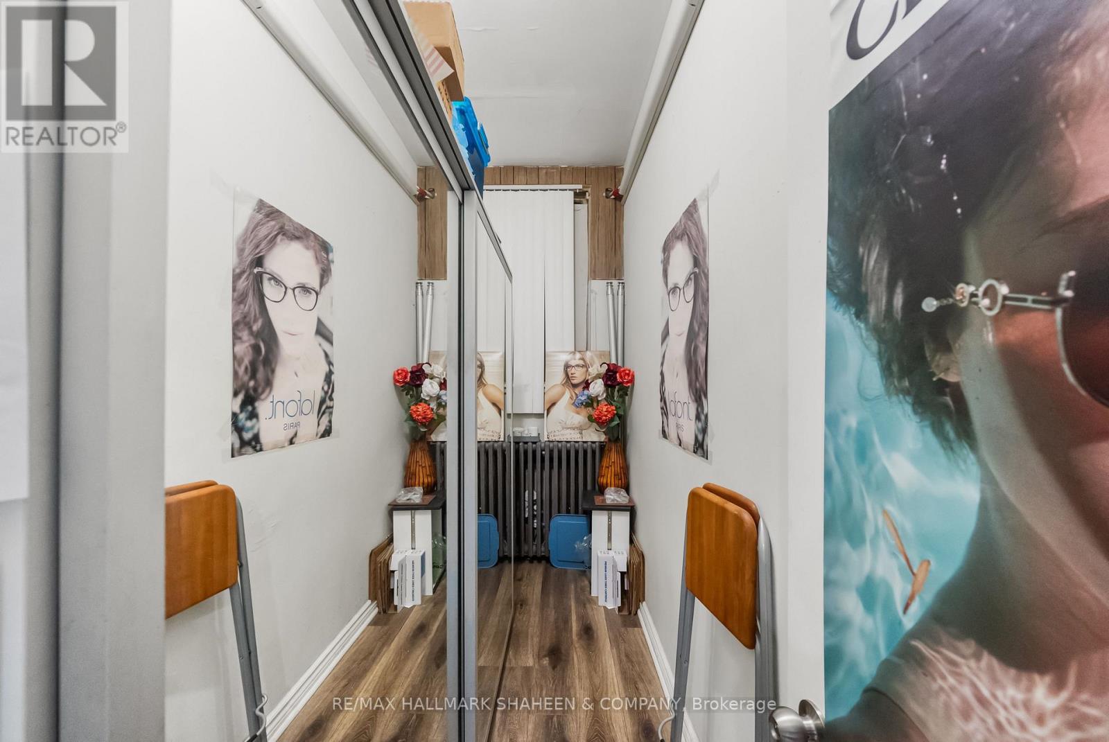 Photo 16 of 1126 Eglinton Avenue W, Toronto ON