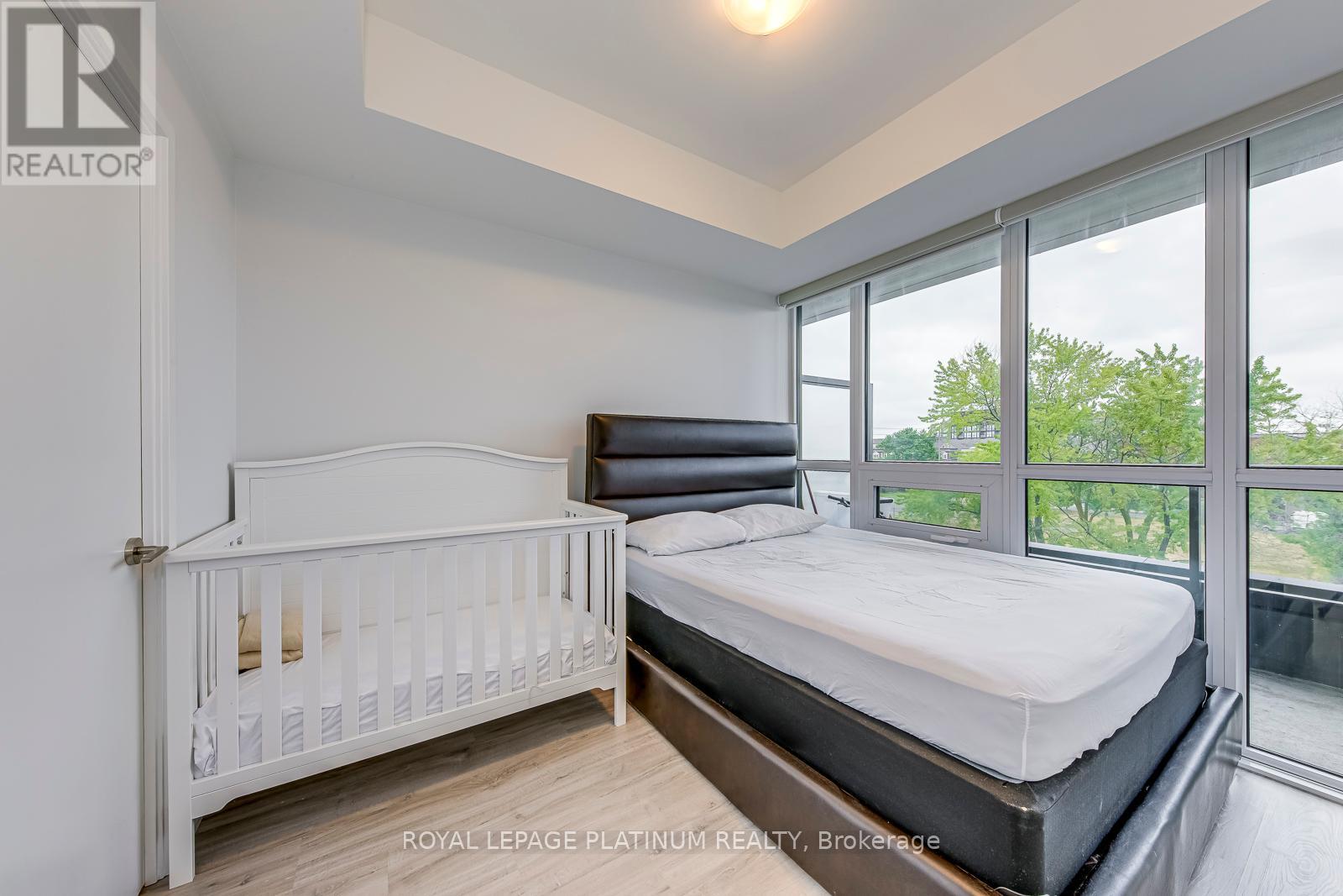 Photo 30 of 216 3005 Pine Glen Road, Oakville ON