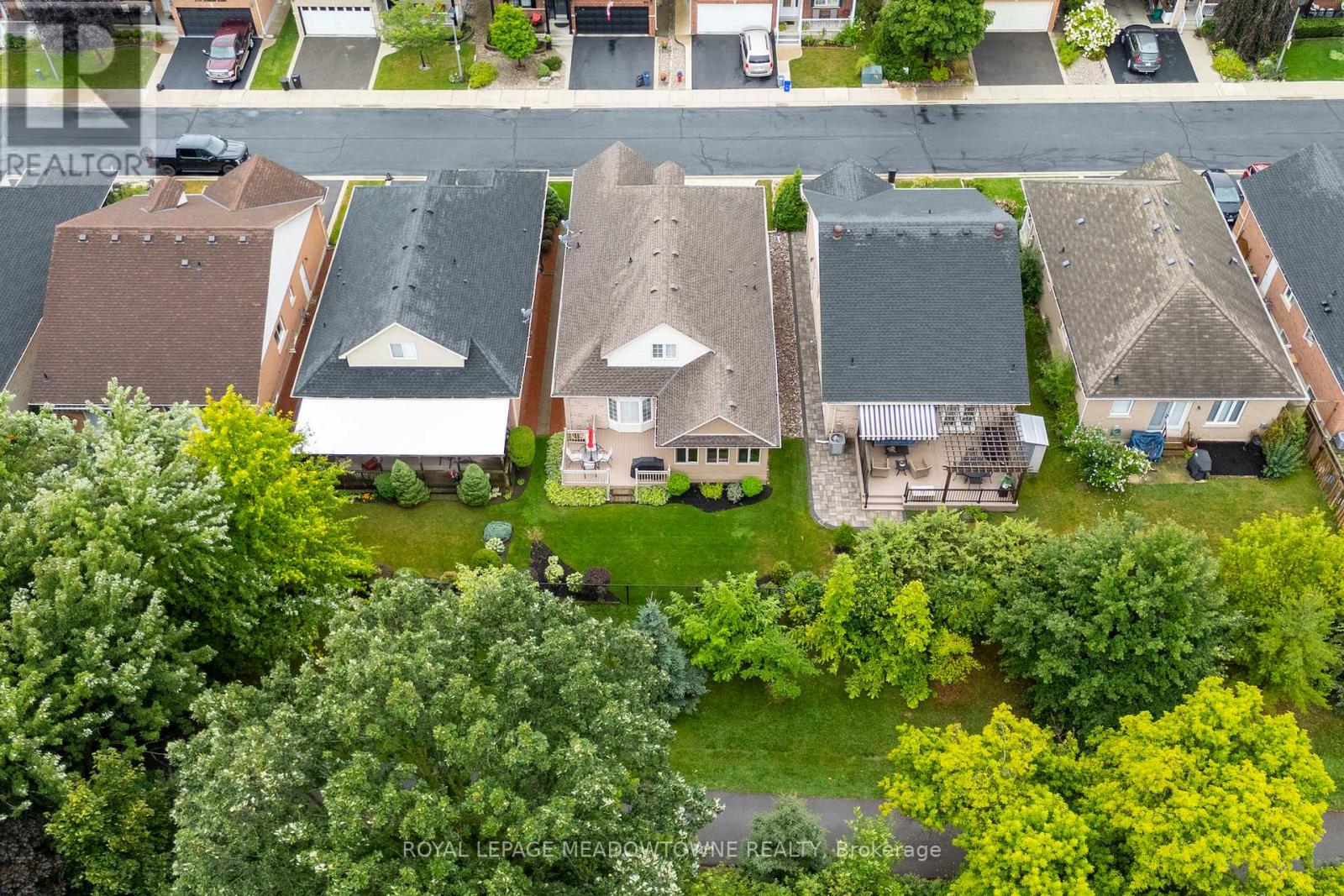 Photo 42 of 241 Ledwith Drive, Milton ON