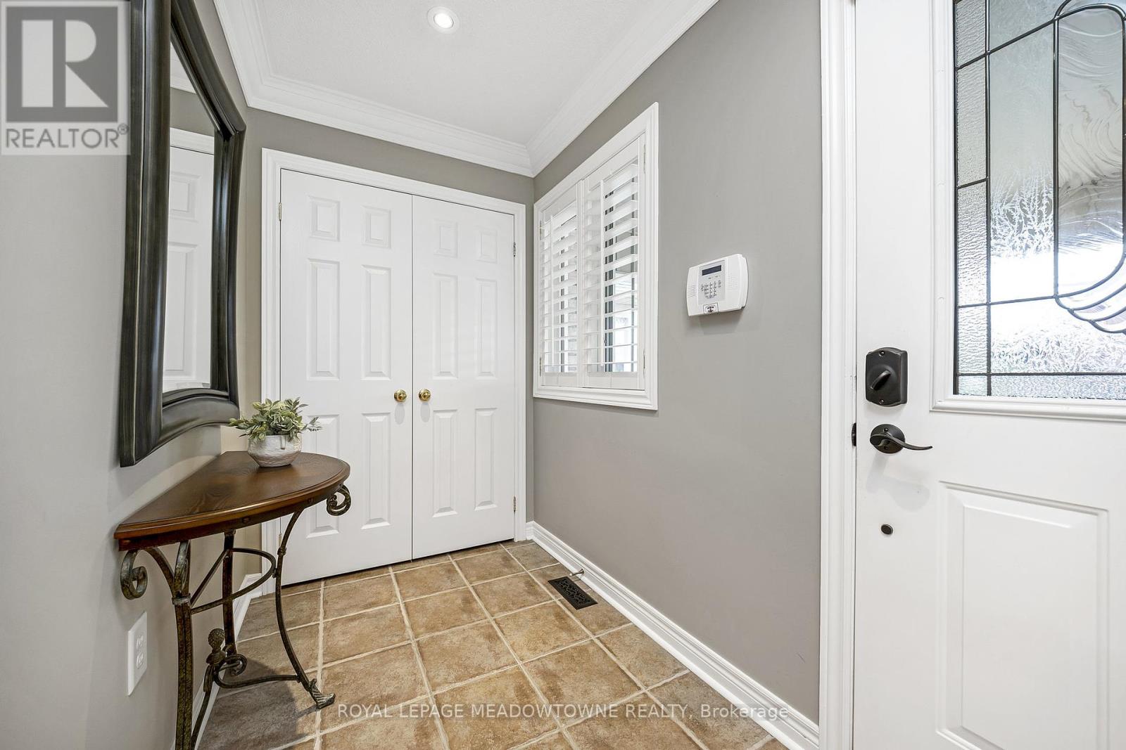 Photo 6 of 241 Ledwith Drive, Milton ON