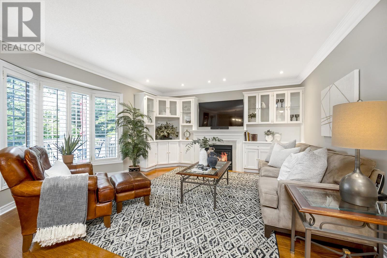 Photo 8 of 241 Ledwith Drive, Milton ON